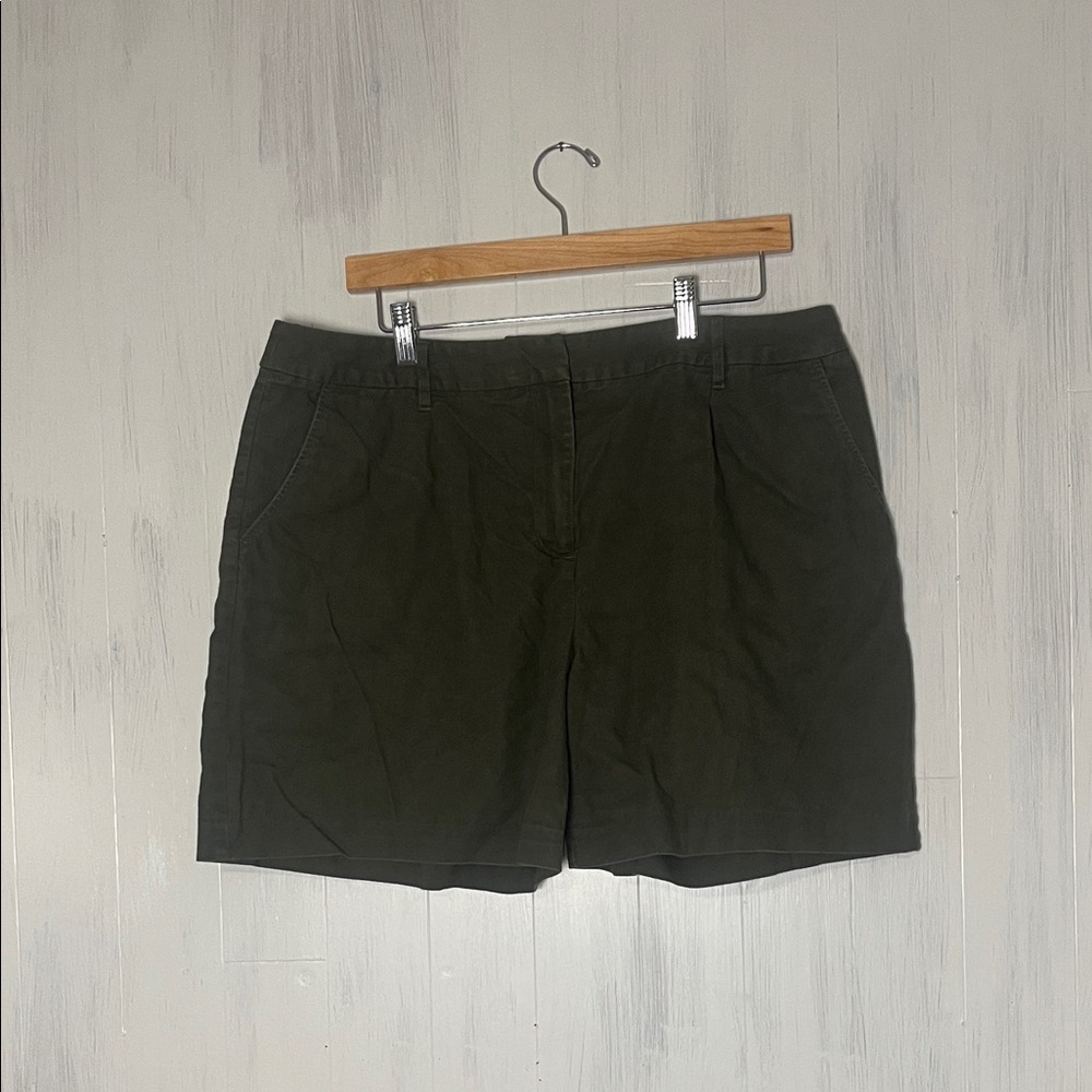 Boden Green Linen Blend 6” Casual Shorts Size 12